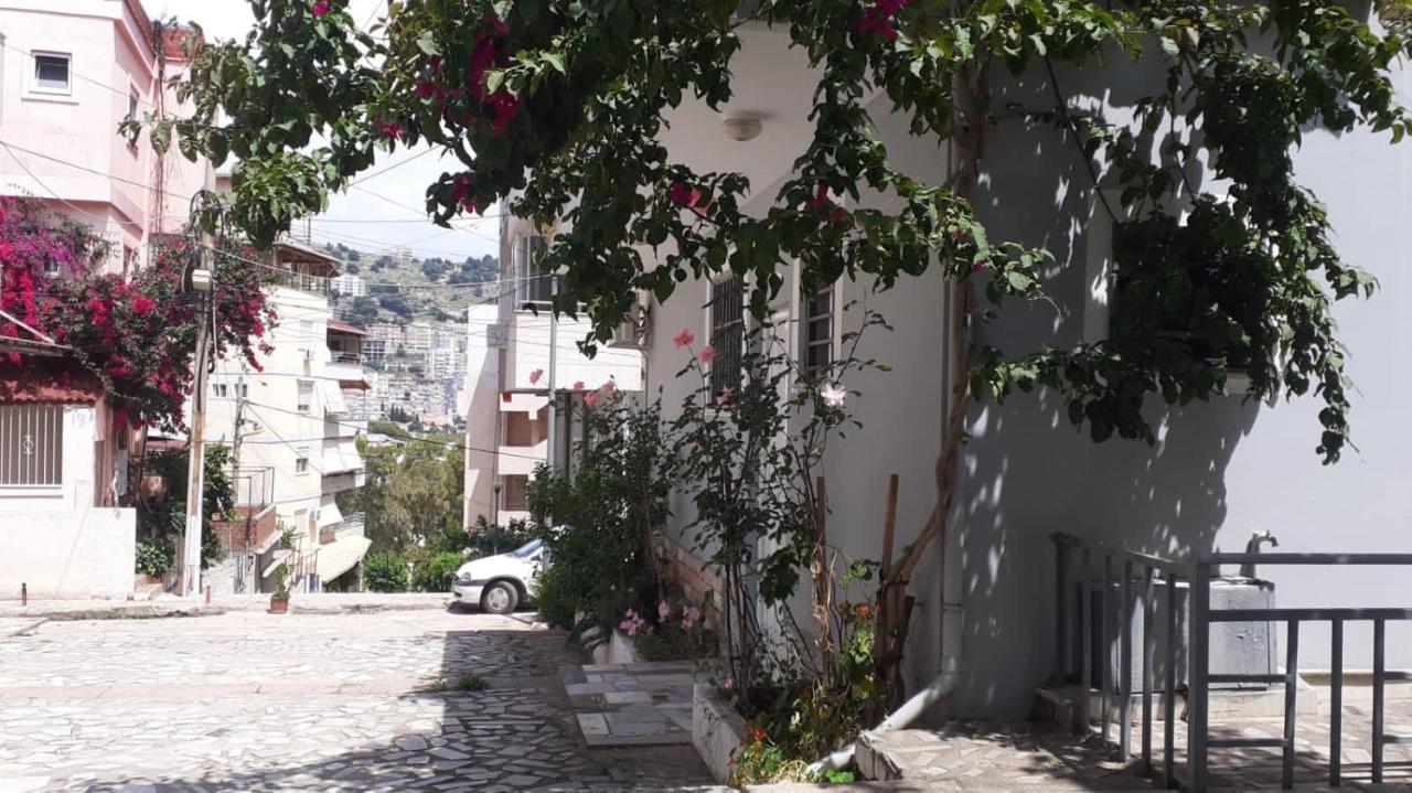 Olti'S Beach House Sarandë Eksteriør bilde