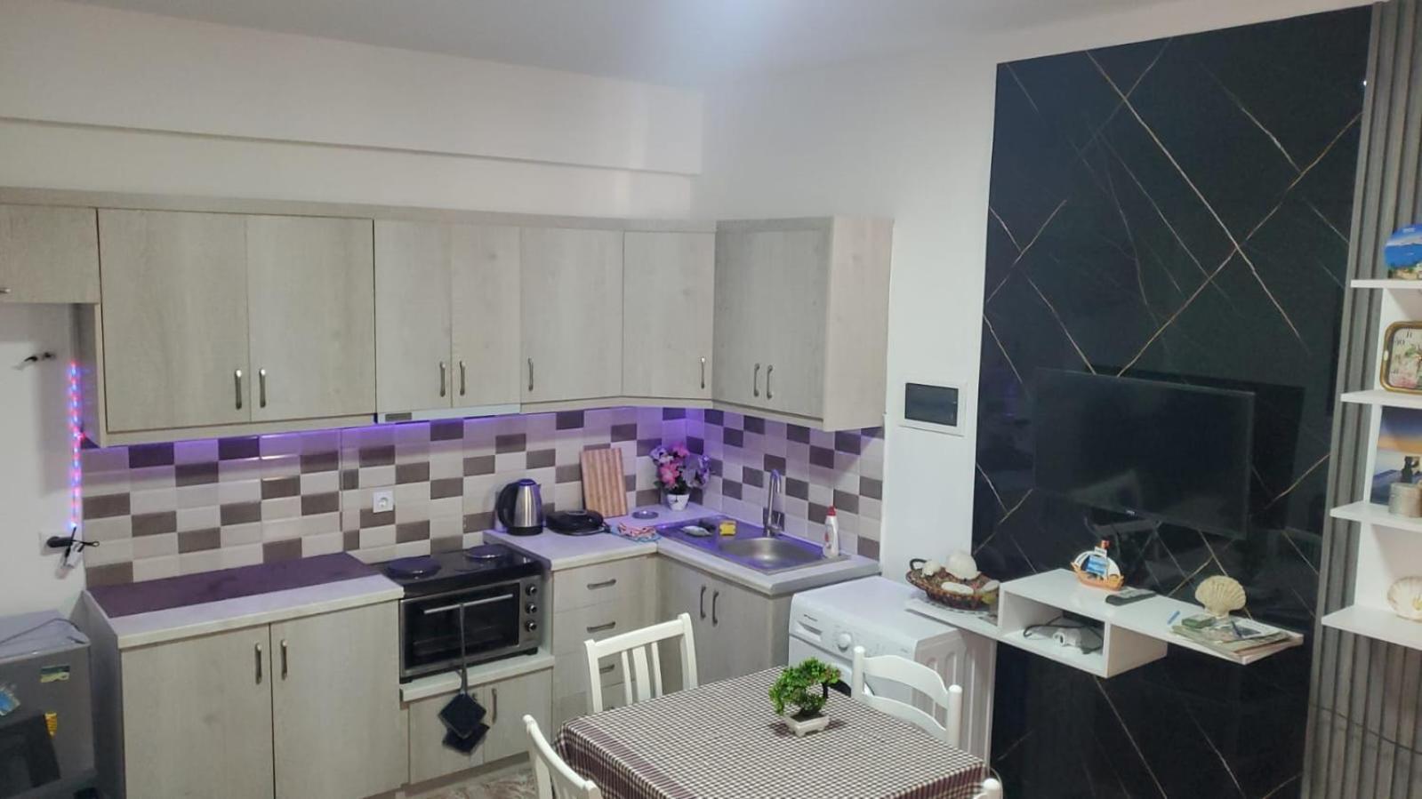 Olti'S Beach House Sarandë Eksteriør bilde